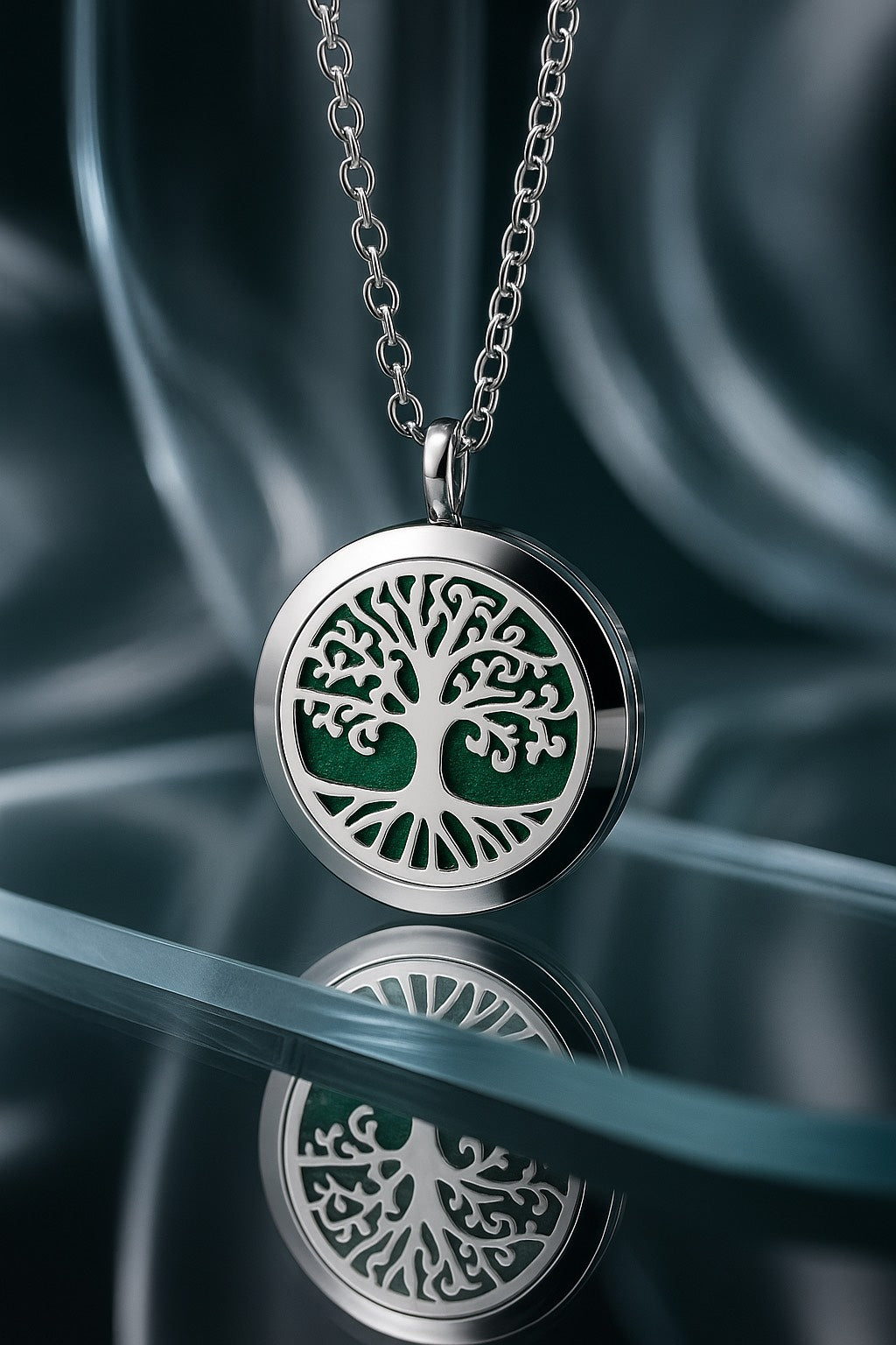 Fioraé™ Signature diffuser necklace